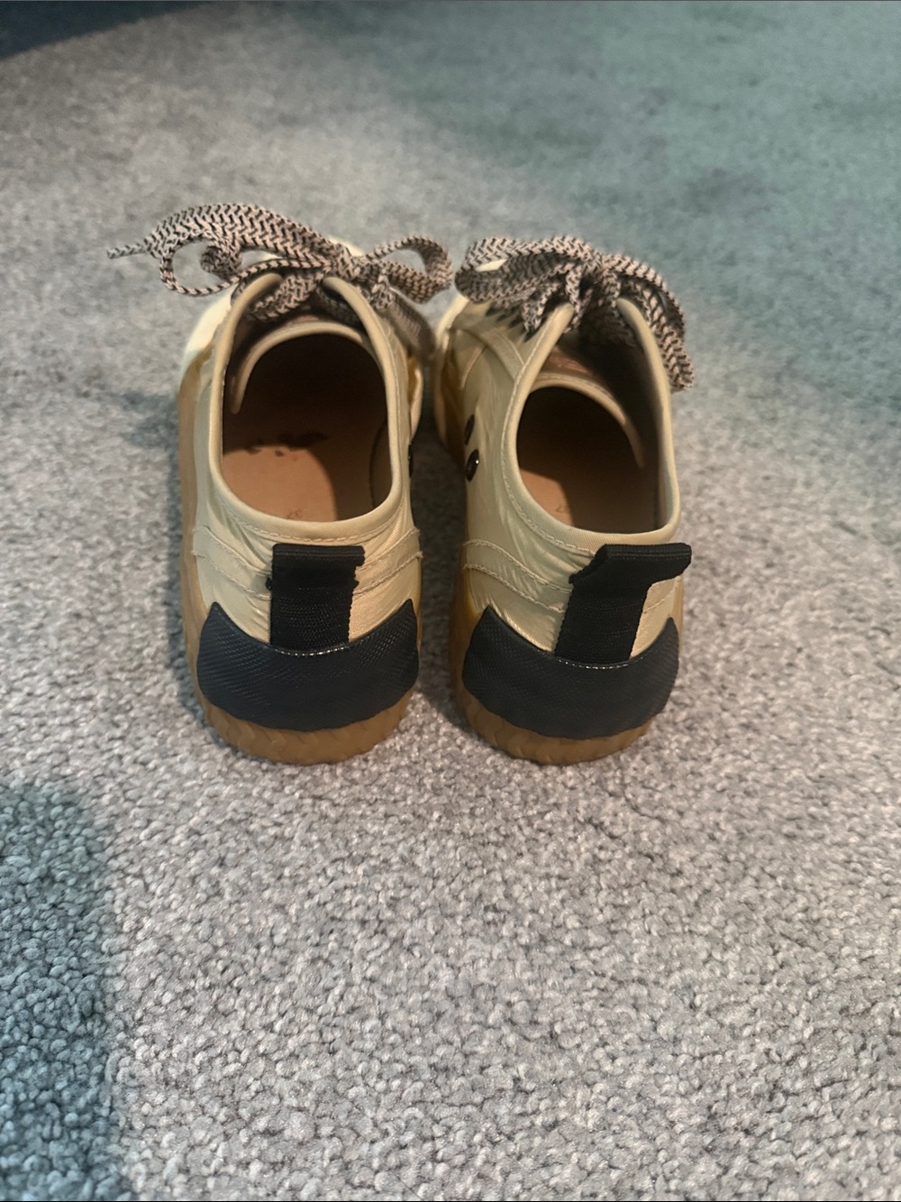 Zara Beige/Tan Low-Top Canvas Sneakers - Picture 4 of 6